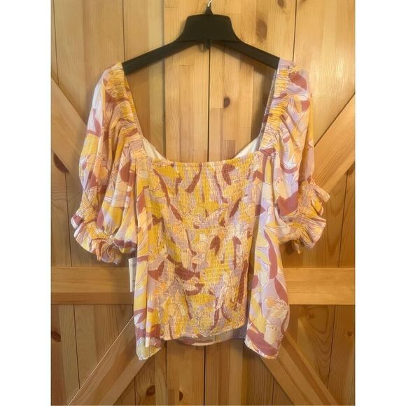 Nine West twist front puff sleeve top blouse 4X Floral Nwt (3286) - Picture 4 of 4